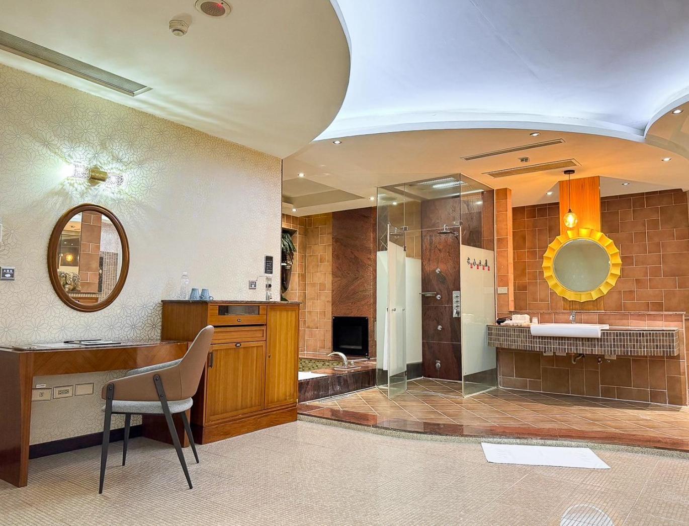 All-Ur Boutique Motel -Chia Yi Branch Thành phố Gia Nghĩa Ngoại thất bức ảnh