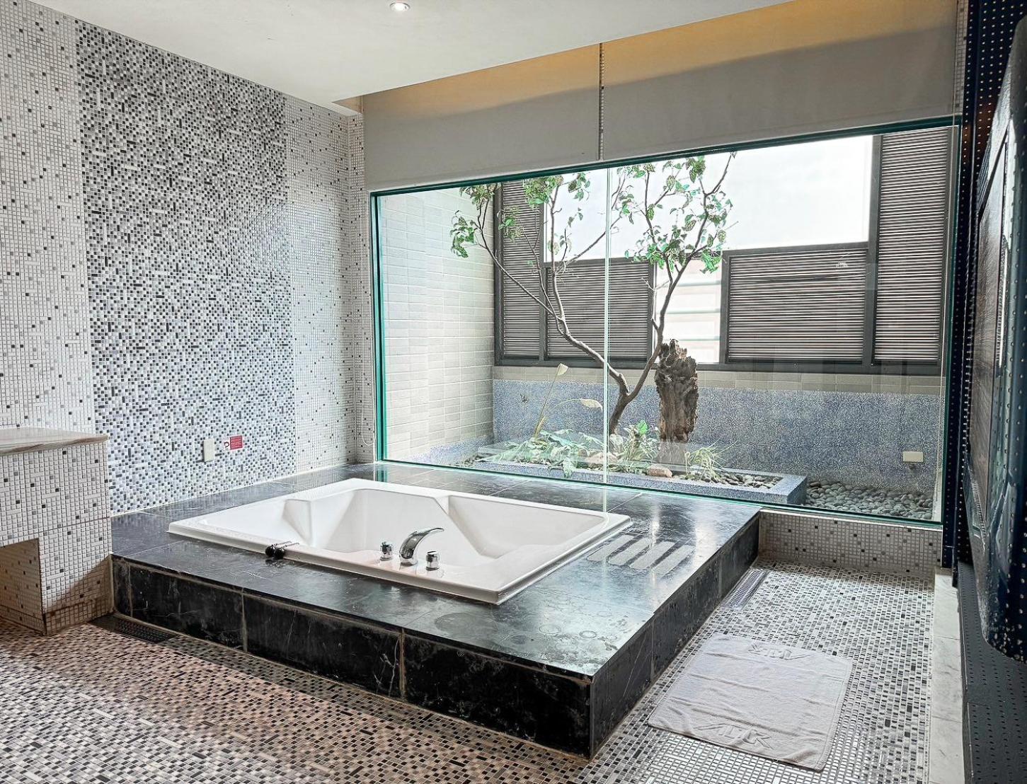 All-Ur Boutique Motel -Chia Yi Branch Thành phố Gia Nghĩa Ngoại thất bức ảnh