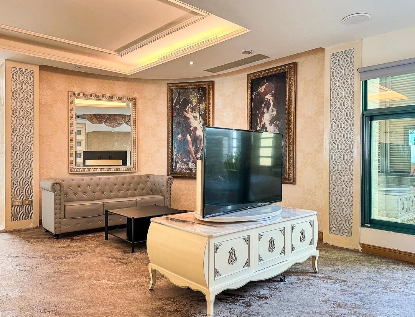 All-Ur Boutique Motel -Chia Yi Branch Thành phố Gia Nghĩa Ngoại thất bức ảnh