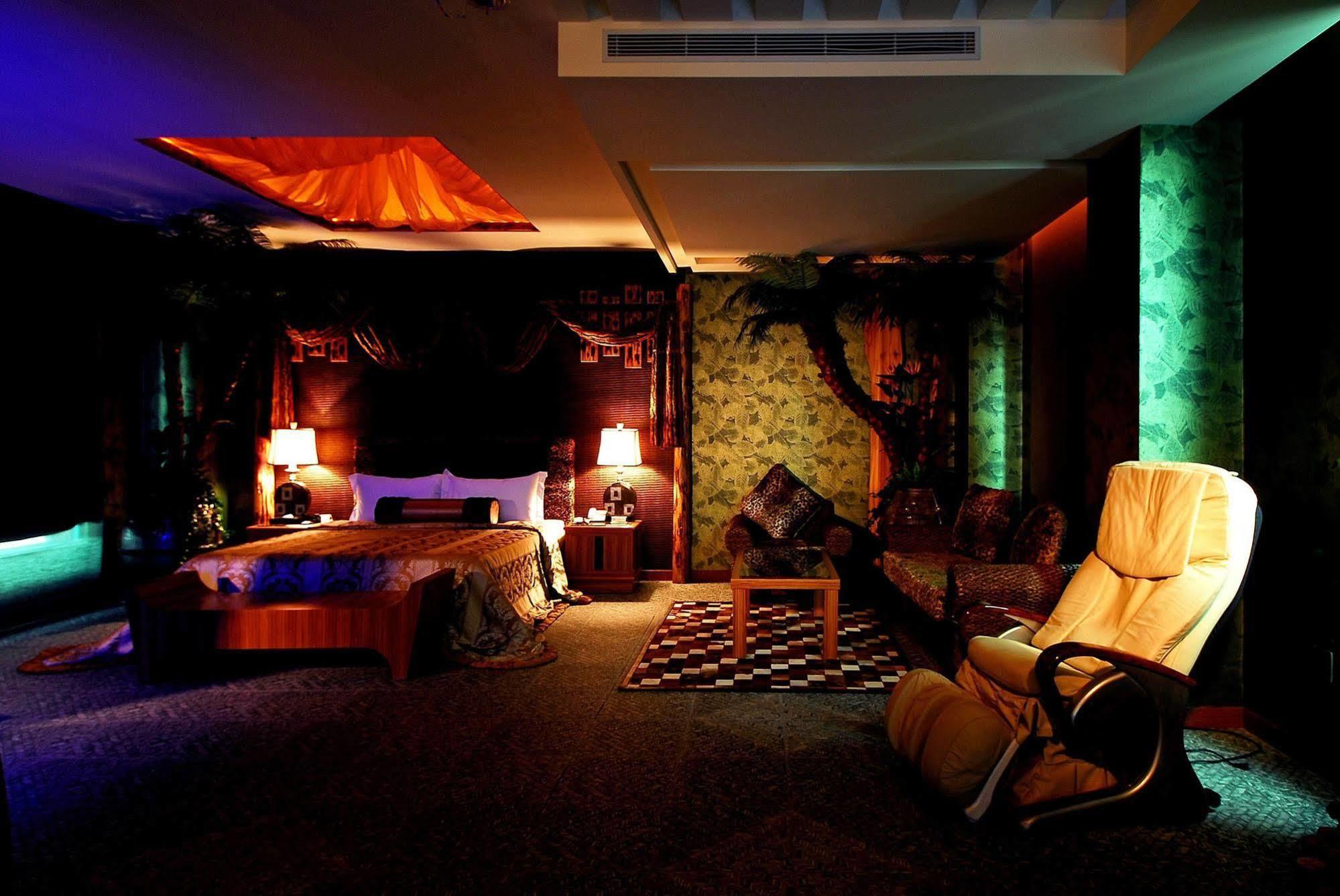 All-Ur Boutique Motel -Chia Yi Branch Thành phố Gia Nghĩa Ngoại thất bức ảnh