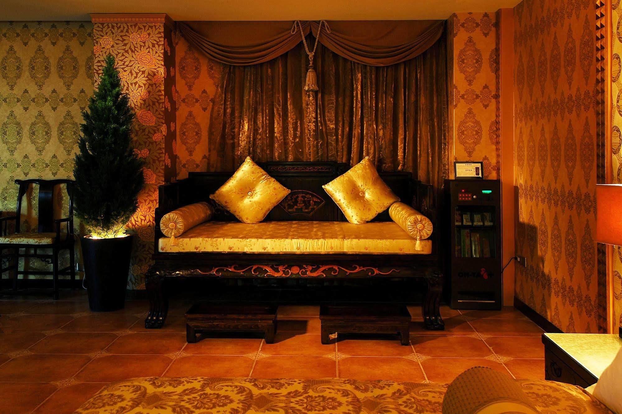 All-Ur Boutique Motel -Chia Yi Branch Thành phố Gia Nghĩa Ngoại thất bức ảnh