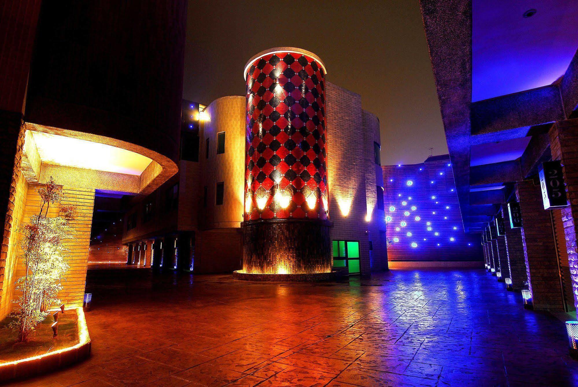 All-Ur Boutique Motel -Chia Yi Branch Thành phố Gia Nghĩa Ngoại thất bức ảnh